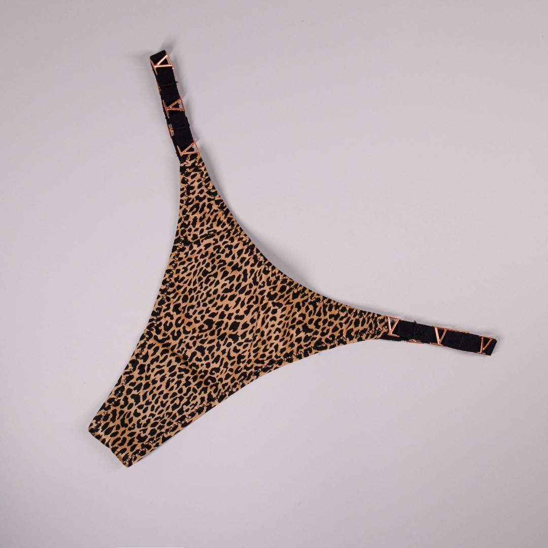 Стрінги VS Leo V фото 1