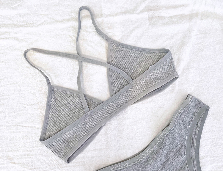 Жіночий топ Bella grey фото 2