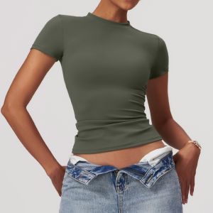 undefined Спортивна подовжена футболка Slim khaki undefined
