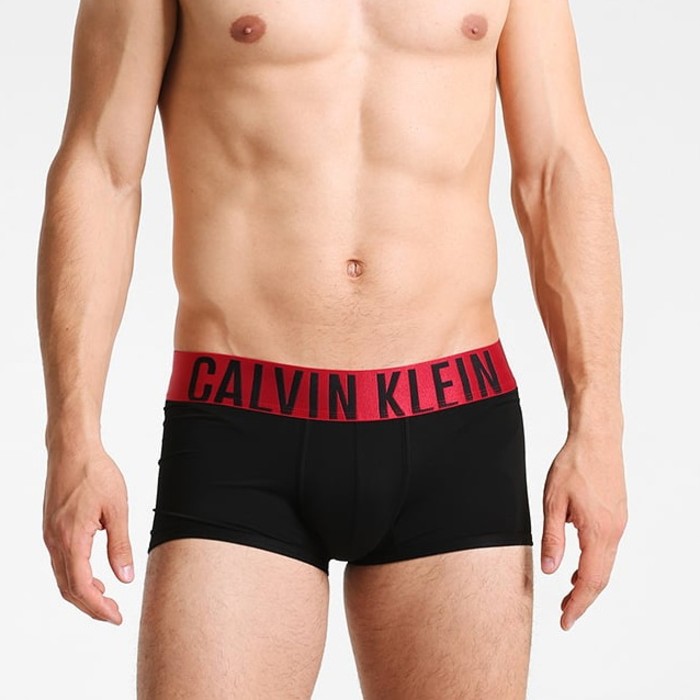 Мужские боксеры Calvin Klein Intense Power черные красная резинка - фото №3